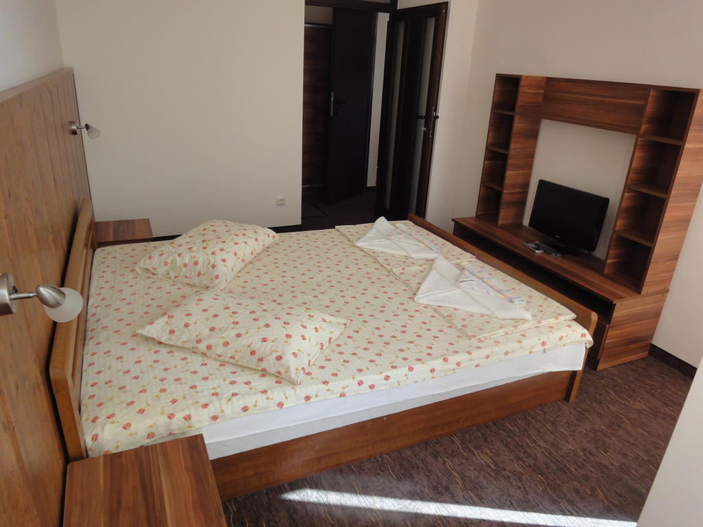 St. George Apartments Несебр Номер фото
