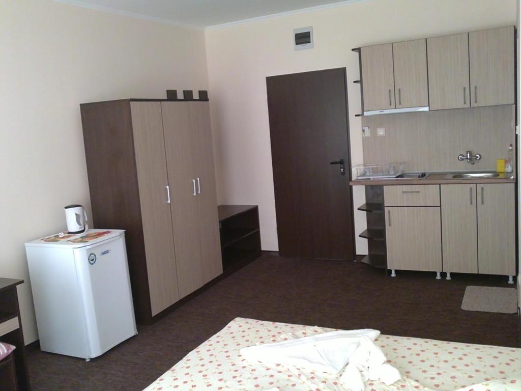 St. George Apartments Несебр Экстерьер фото
